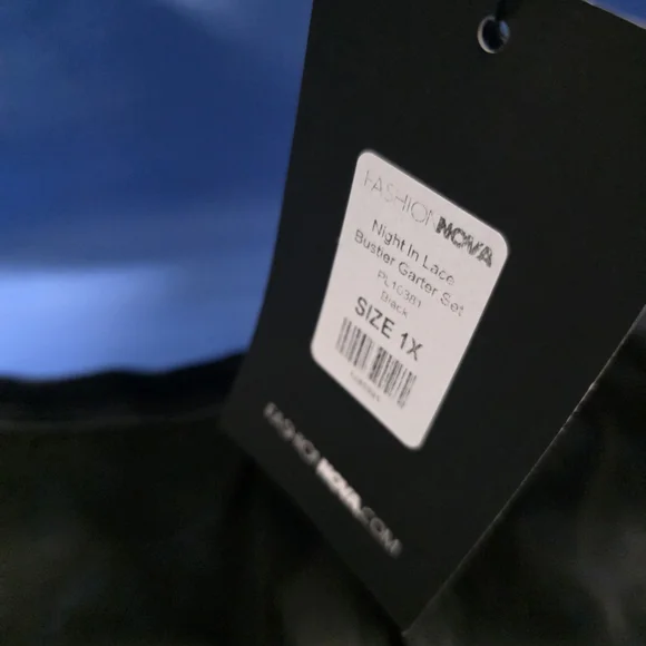 Fashion Nova Night In Lace Bustier Garter Set - Picture 2 of 4